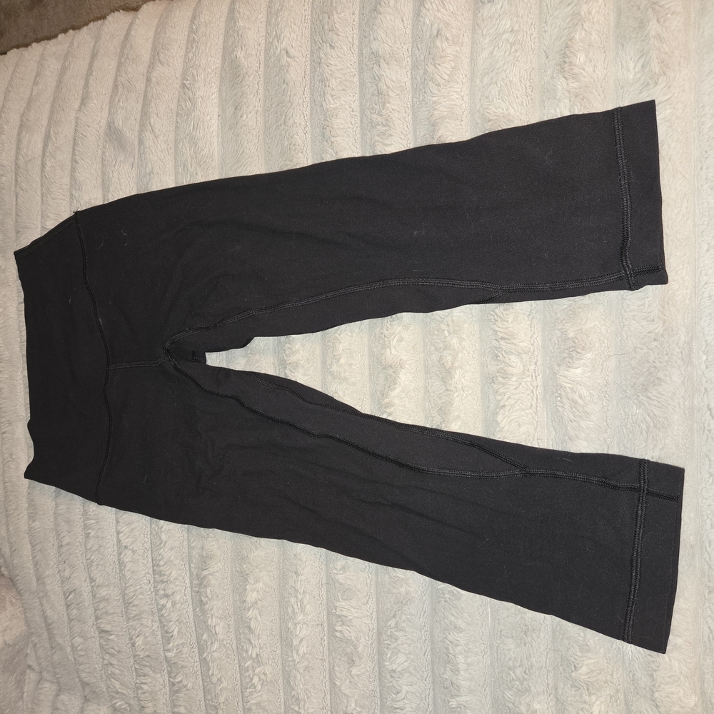 Black Cropped Leggings